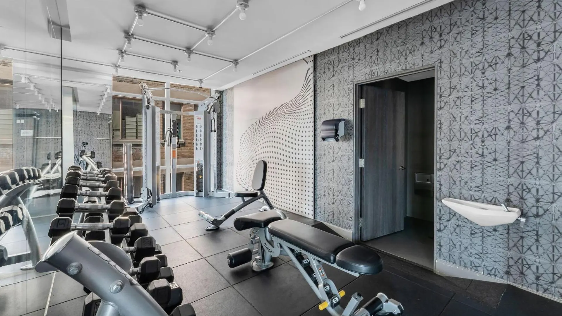 Deluxe 1Br Suite With Bird'S Eye Cn Tower Views Toronto 0*,  Canada