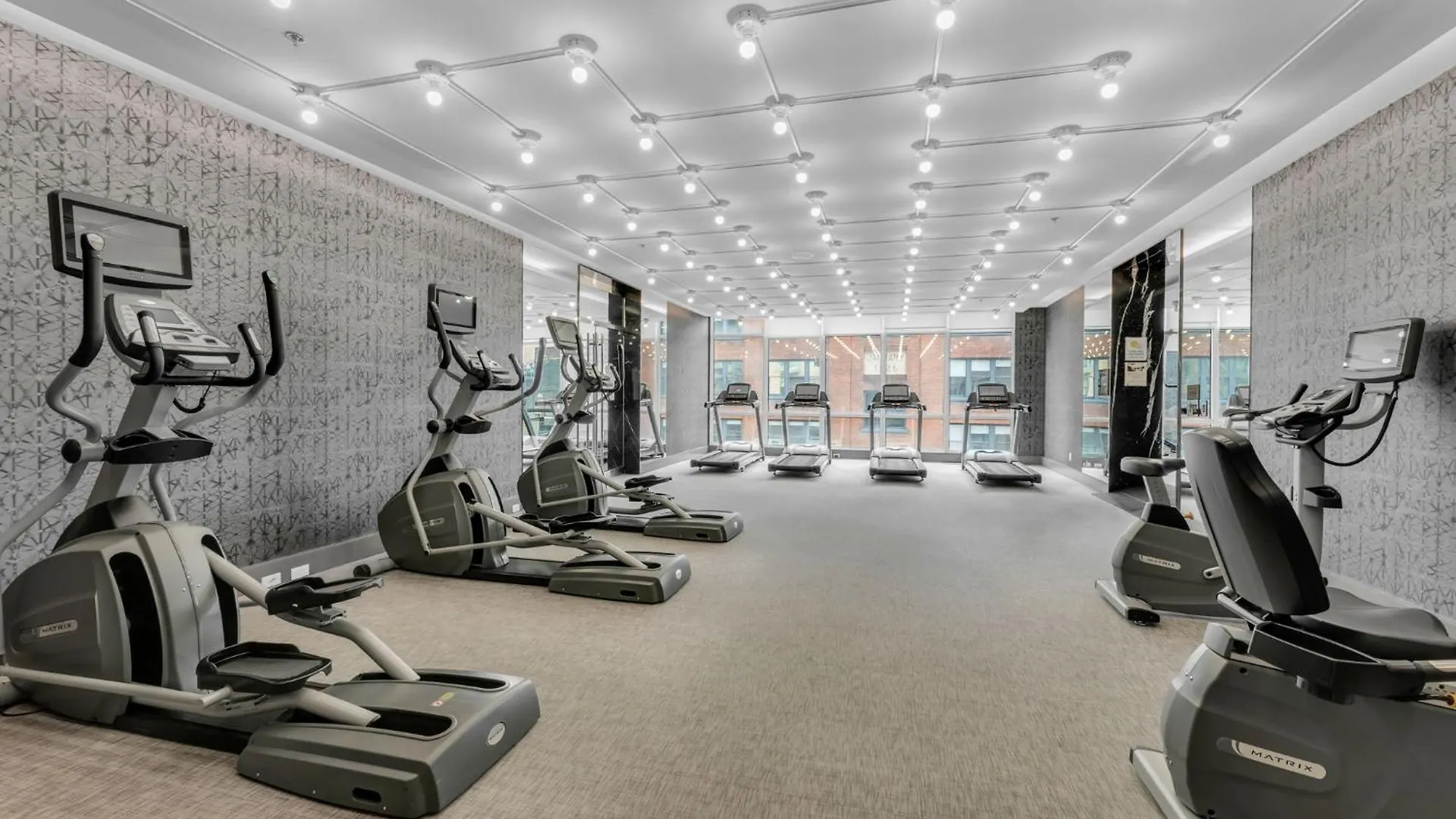 Deluxe 1Br Suite With Bird'S Eye Cn Tower Views Toronto Apartamento