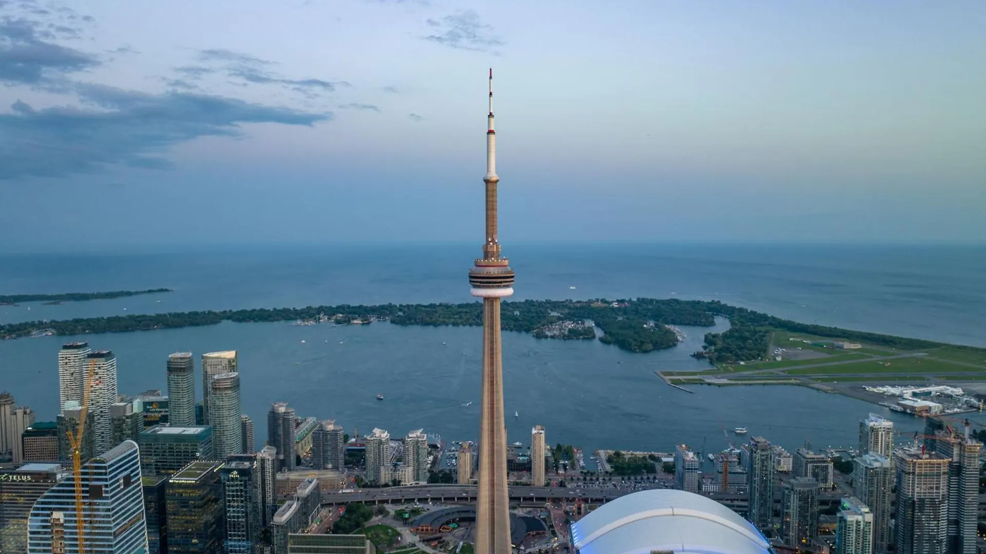 Deluxe 1Br Suite With Bird'S Eye Cn Tower Views Toronto Apartamento