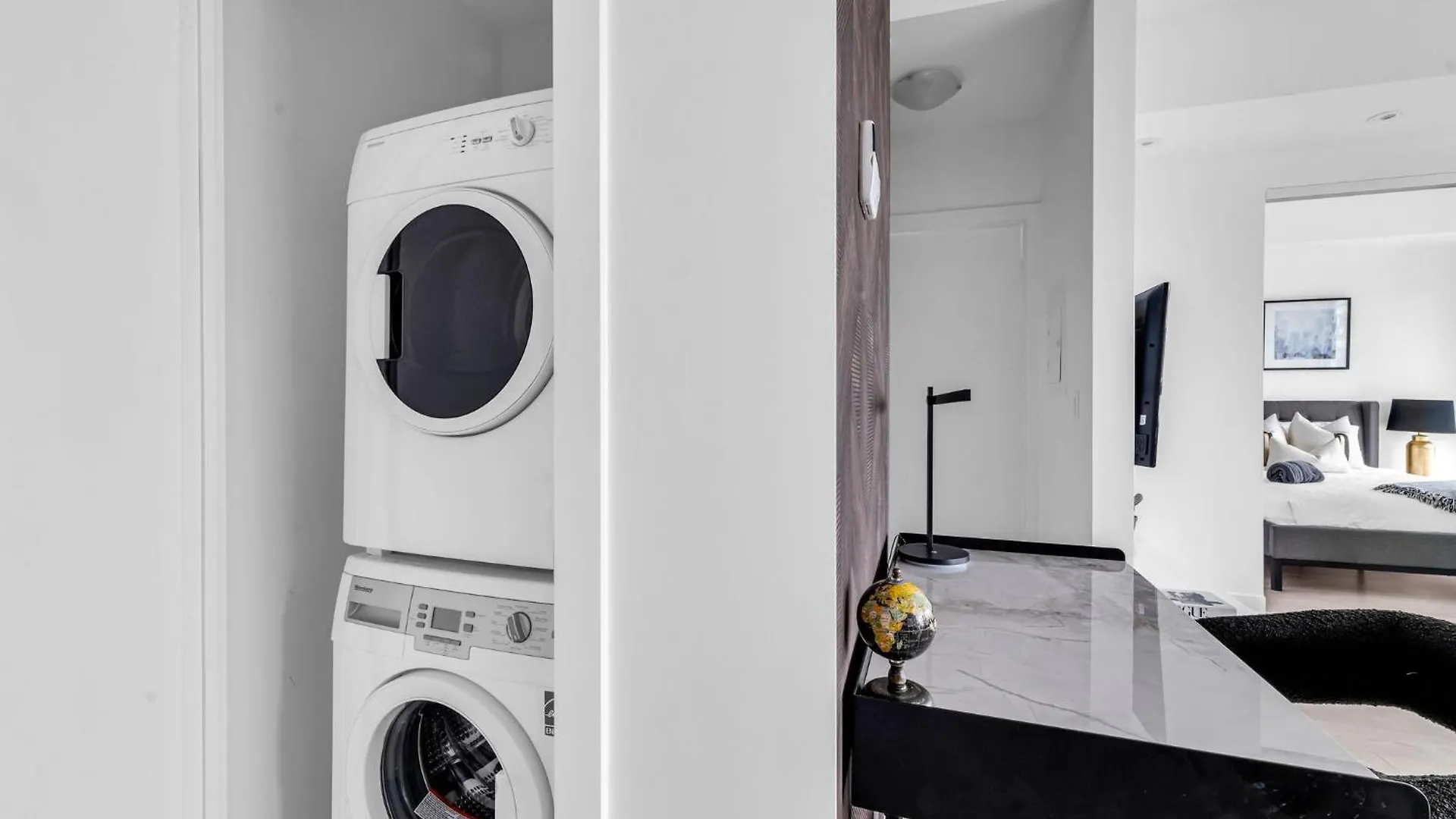 Deluxe 1Br Suite With Bird'S Eye Cn Tower Views Toronto Apartamento