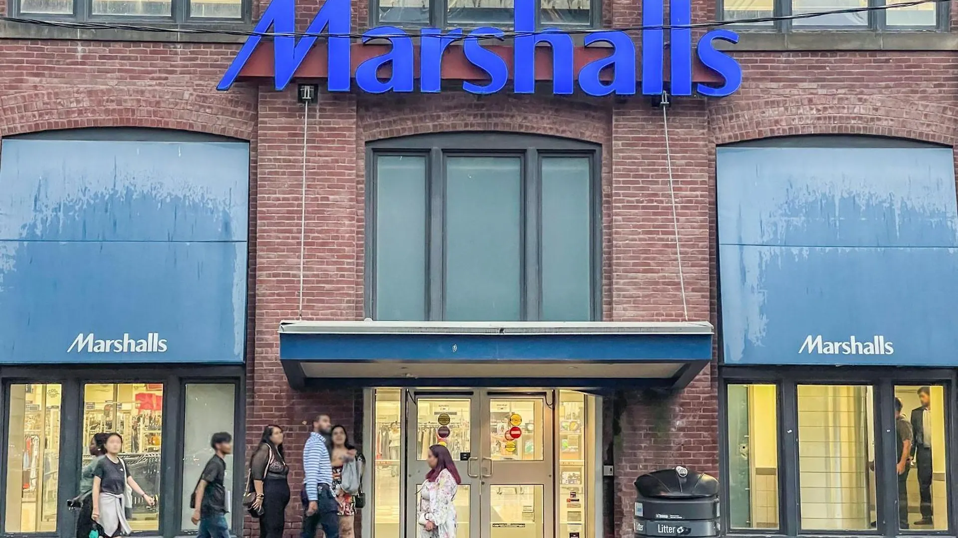 Deluxe 1Br Suite With Bird'S Eye Cn Tower Views Toronto 0*,  Canadá